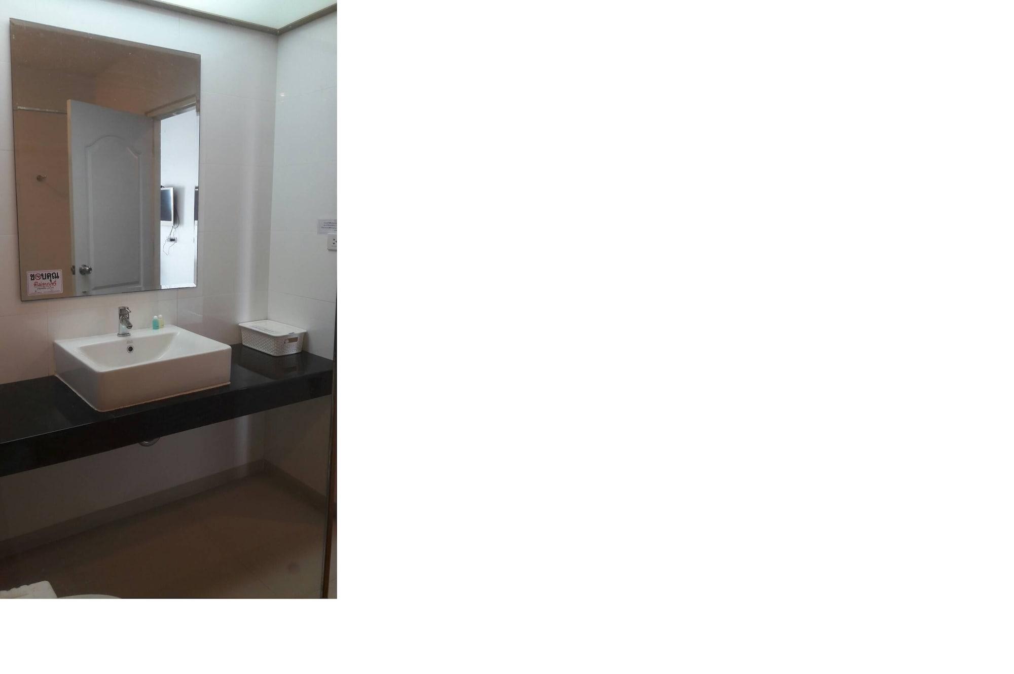 U Place Korat Nakhonratchasima Εξωτερικό φωτογραφία