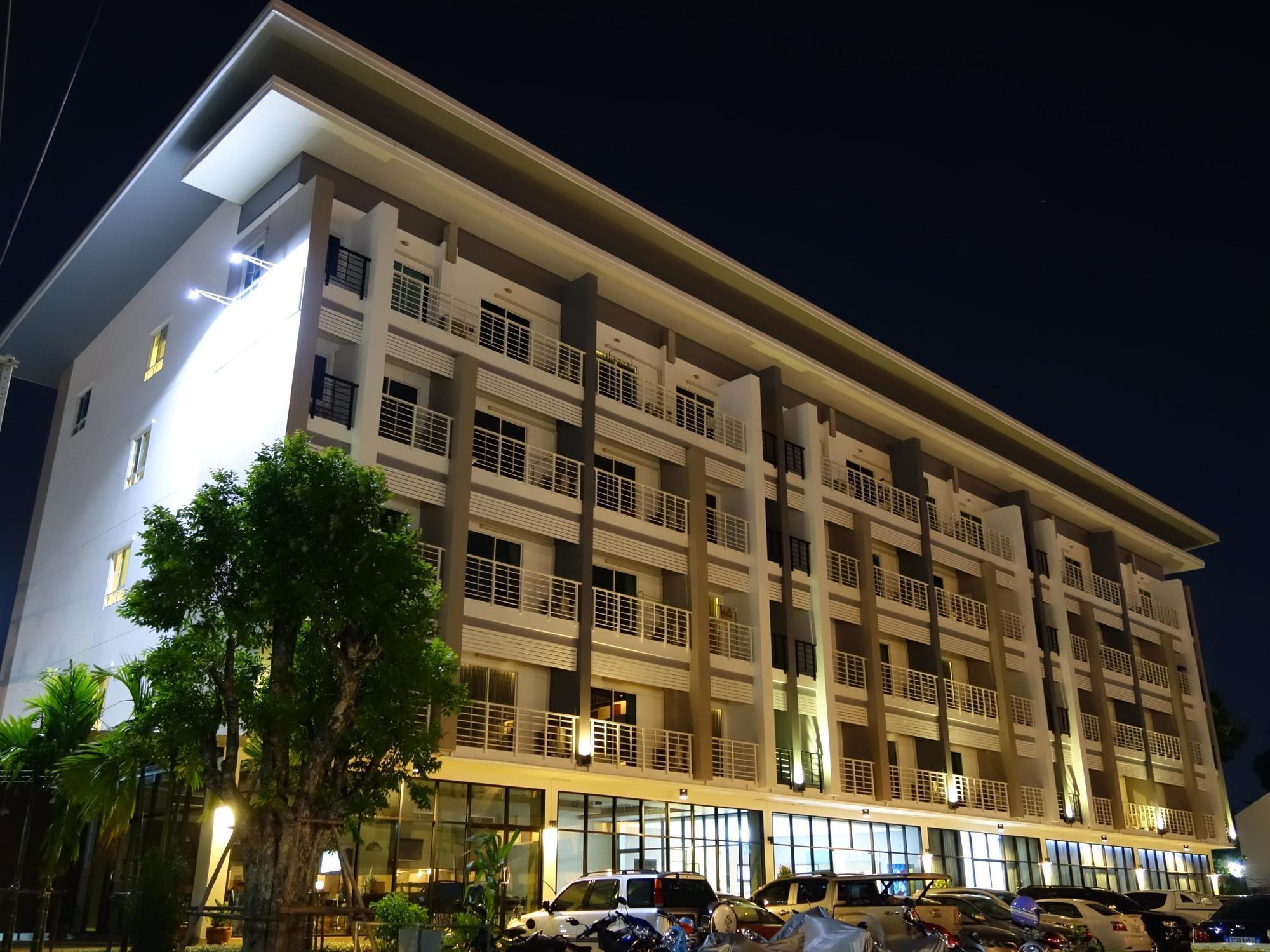 U Place Korat Nakhonratchasima Εξωτερικό φωτογραφία